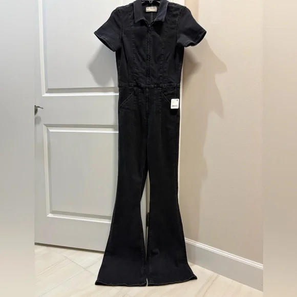 Free People Jayde Point Collar Short Sleeve Flared Leg Flight Suit Black Mamba - Picture 4 of 6